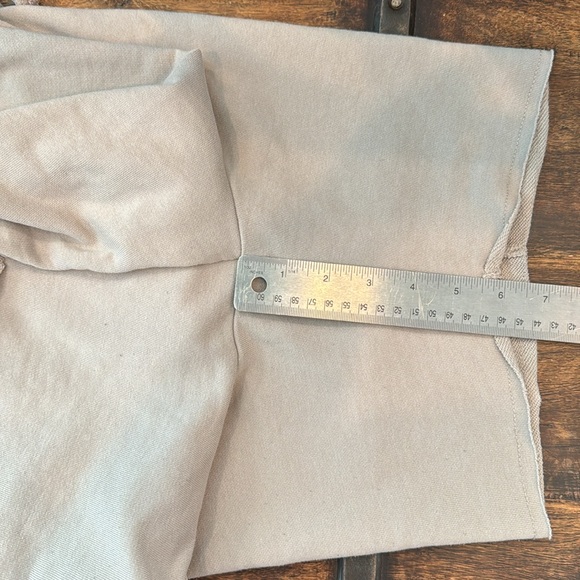 H&M Men’s Sweatshorts - Picture 4 of 5